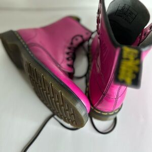 DR MARTINS FLIX RUB OFF COMBAT BOOTS GOLD  STITCHES 1460 AIR WICK BOUNCING SOLE